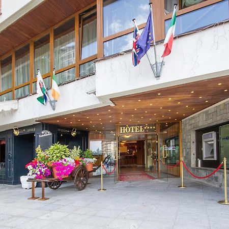 Hotel Relais Des Alpes Oulx Екстериор снимка